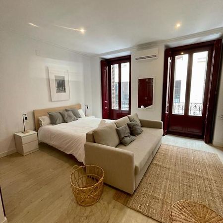 مدريد Beautiful Loft Para 3Pax En Huertas/Cortes المظهر الخارجي الصورة